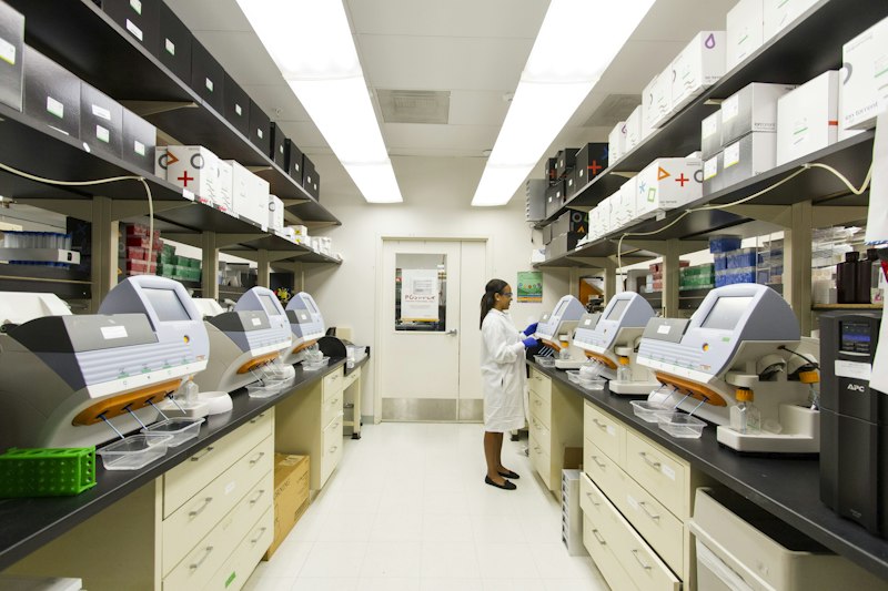 AI diagnostics lab